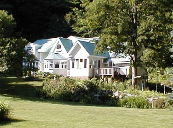 Couette-café Mountain Valley Retreat 3*