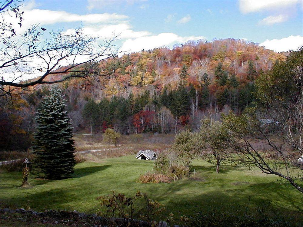 Couette-café Mountain Valley Retreat 3*