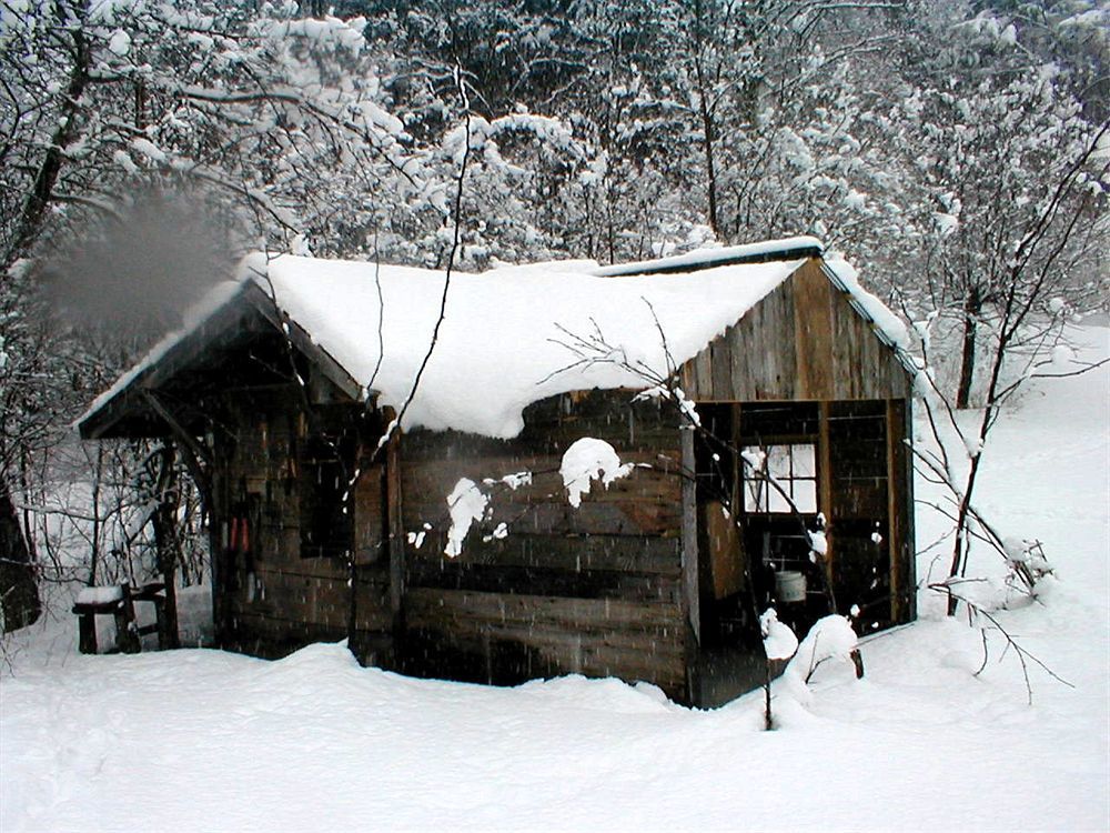Mountain Valley Retreat Couette-café 3*